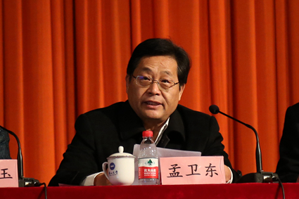 校党委书记孟卫东在会上讲话(张怡然/摄)